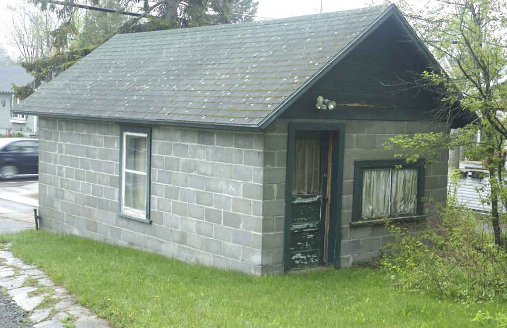 Garage External Renovation before back